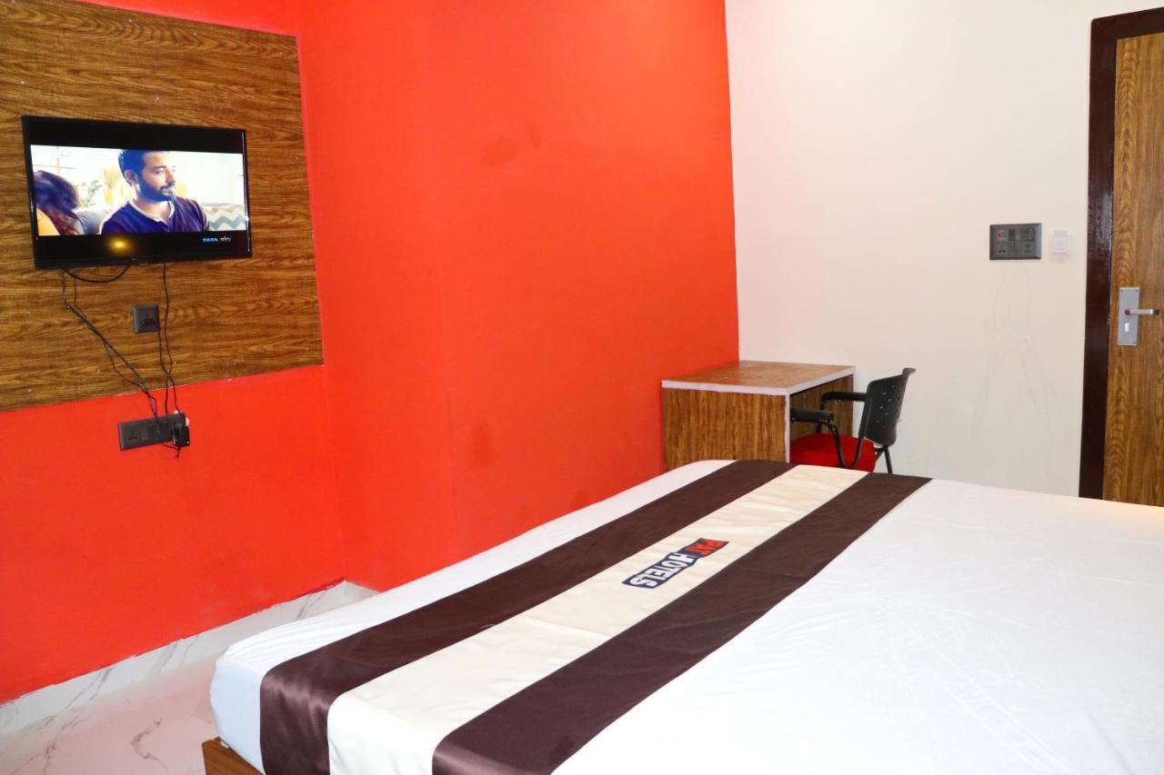 Pat Hotels Indore Esterno foto
